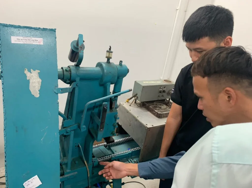 Bảo trì định kỳ thiết bị