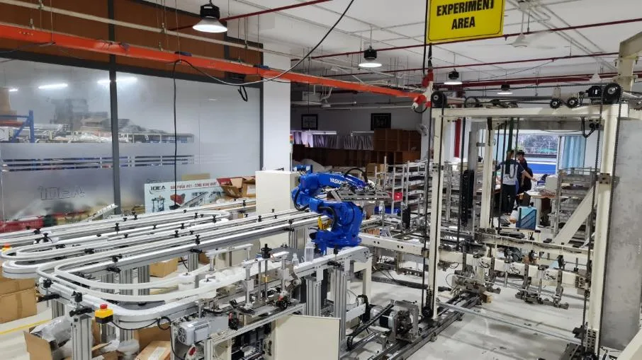 医薬品業界における自動瓶充填ソリューション