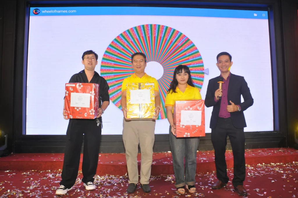 RECAP | Tự hào Kỷ niệm 15 năm thành lập – Hành trình rực rỡ và dấu ấn đáng nhớ của IDEA Group tại Tiệc Tất Niên 2024 17 DSC 3238 1