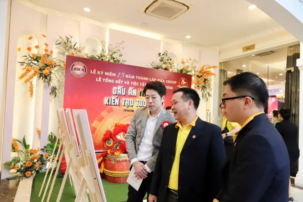 RECAP | Tự hào Kỷ niệm 15 năm thành lập – Hành trình rực rỡ và dấu ấn đáng nhớ của IDEA Group tại Tiệc Tất Niên 2024 29 kỷ niệm 15 năm