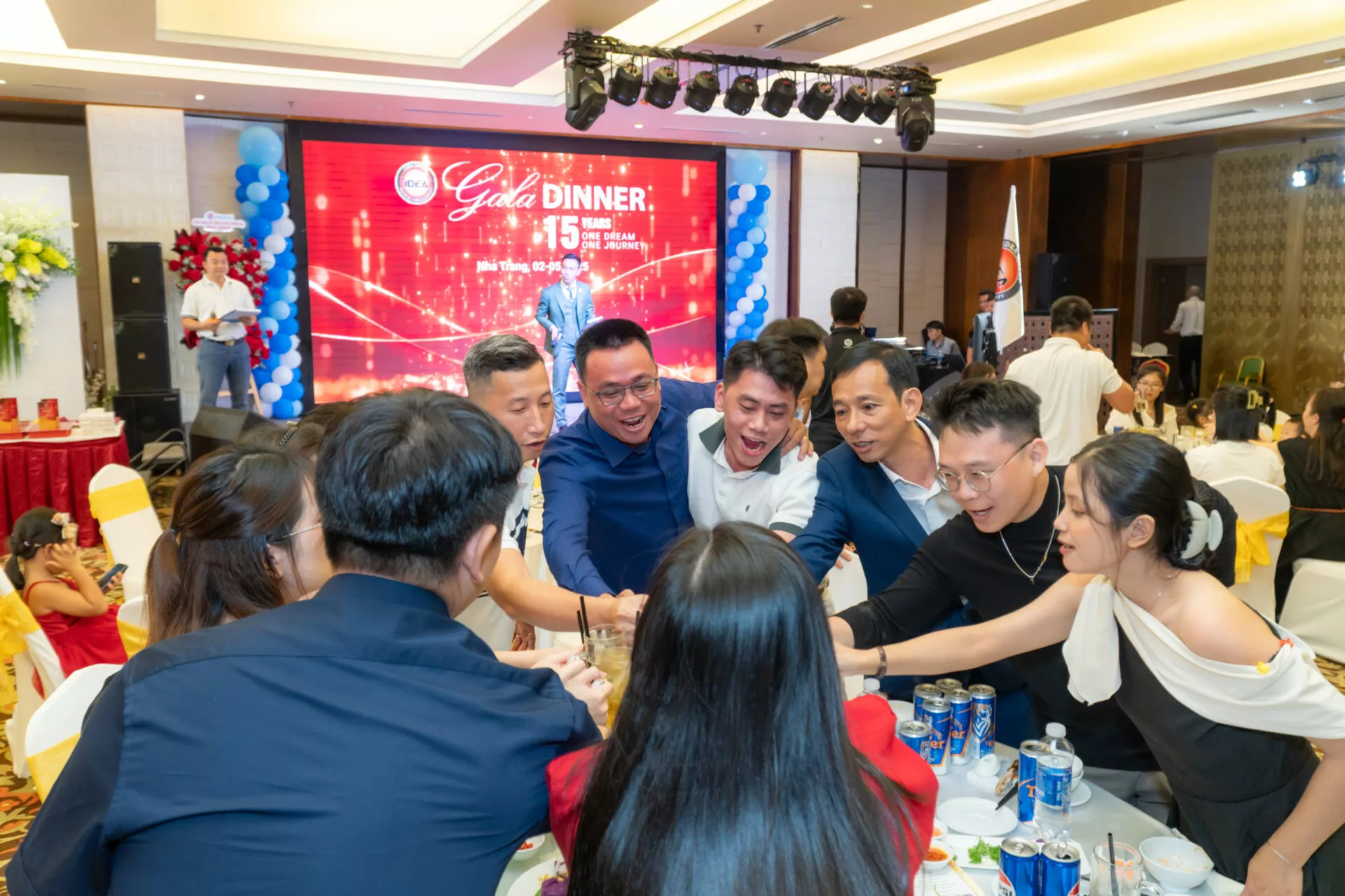 VTV05 IDEA GALA DU501356