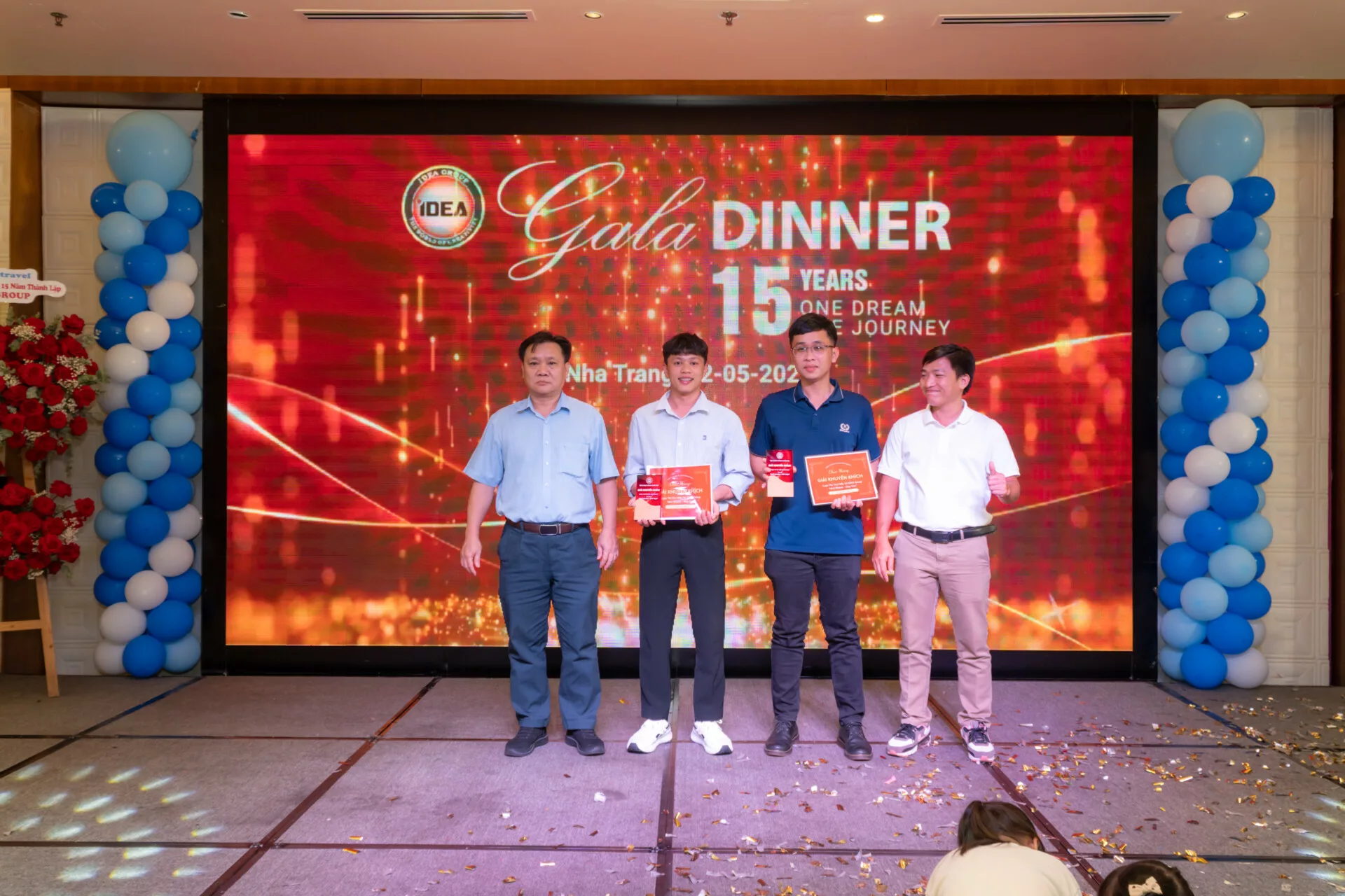 VTV05 IDEA GALA DU501458