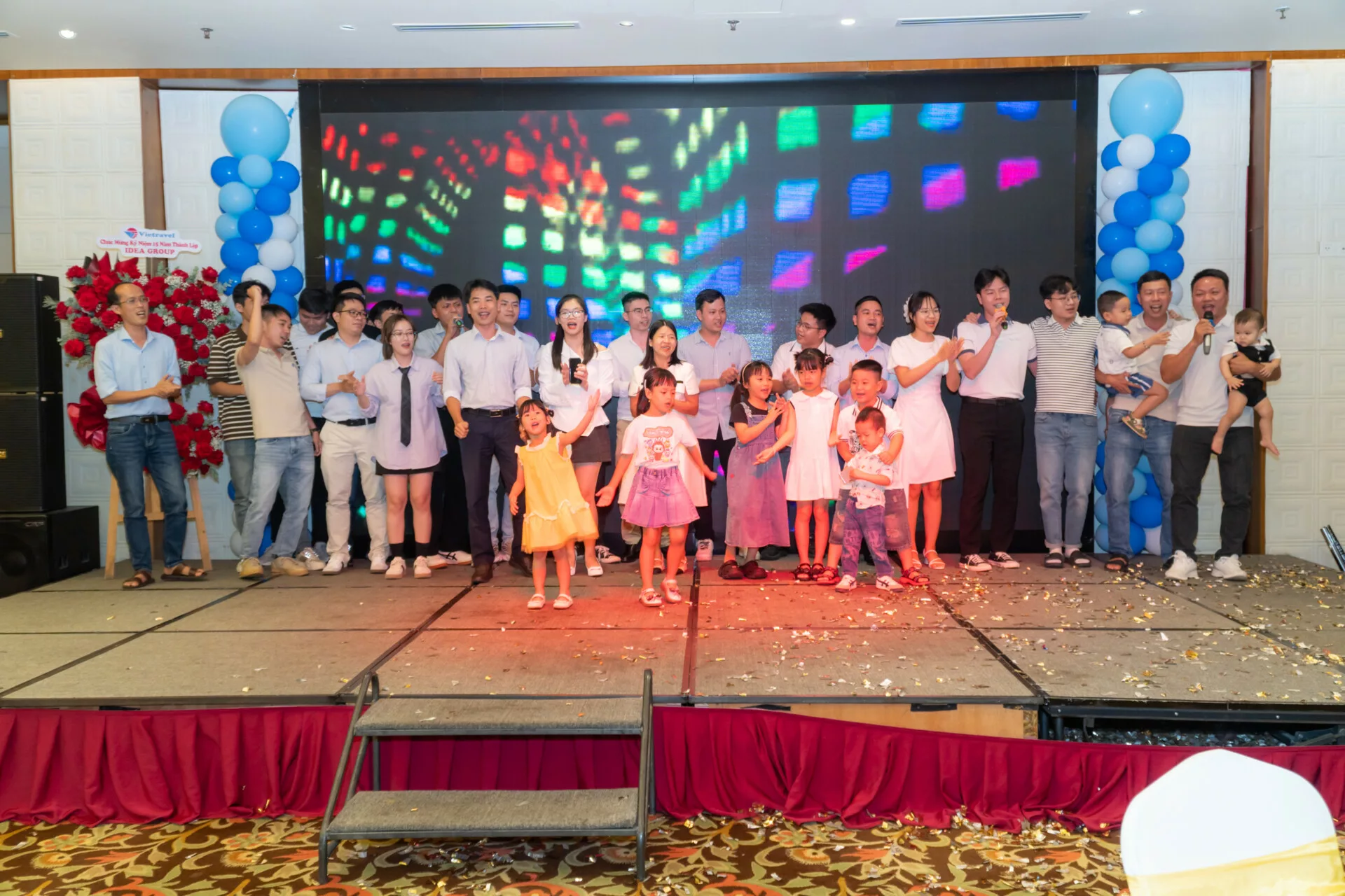 VTV05 IDEA GALA DU501487