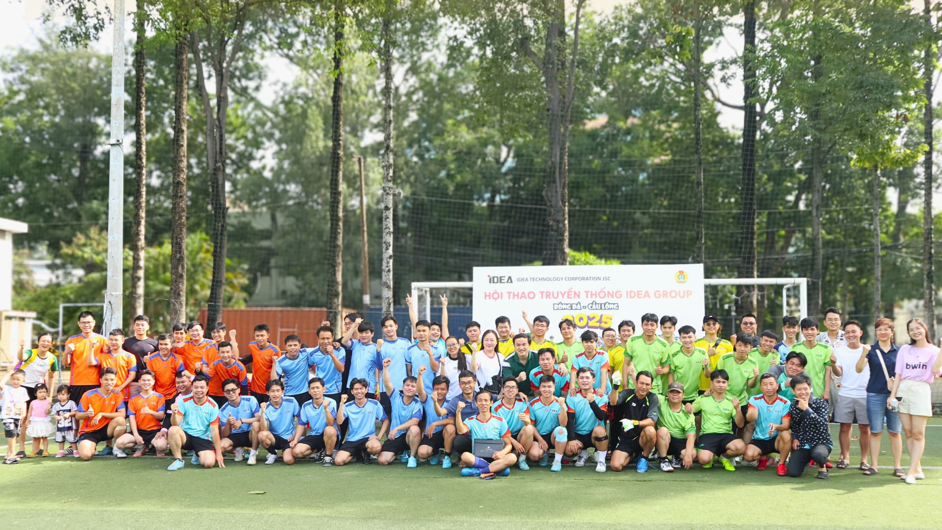 Hoạt động thể thao & Câu lạc bộ nội bộ