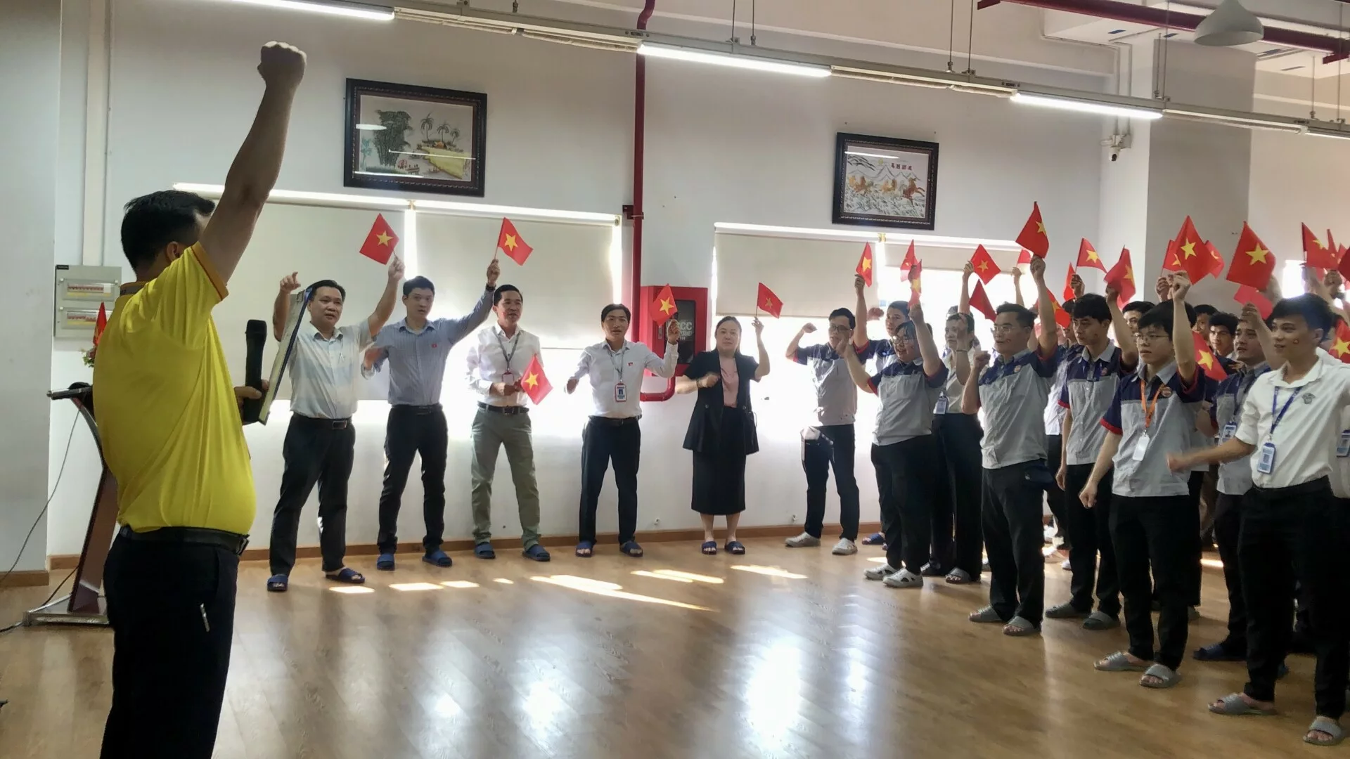 Kỷ niệm 50 năm giải phóng miền nam thống nhất đất nước tại IDEA