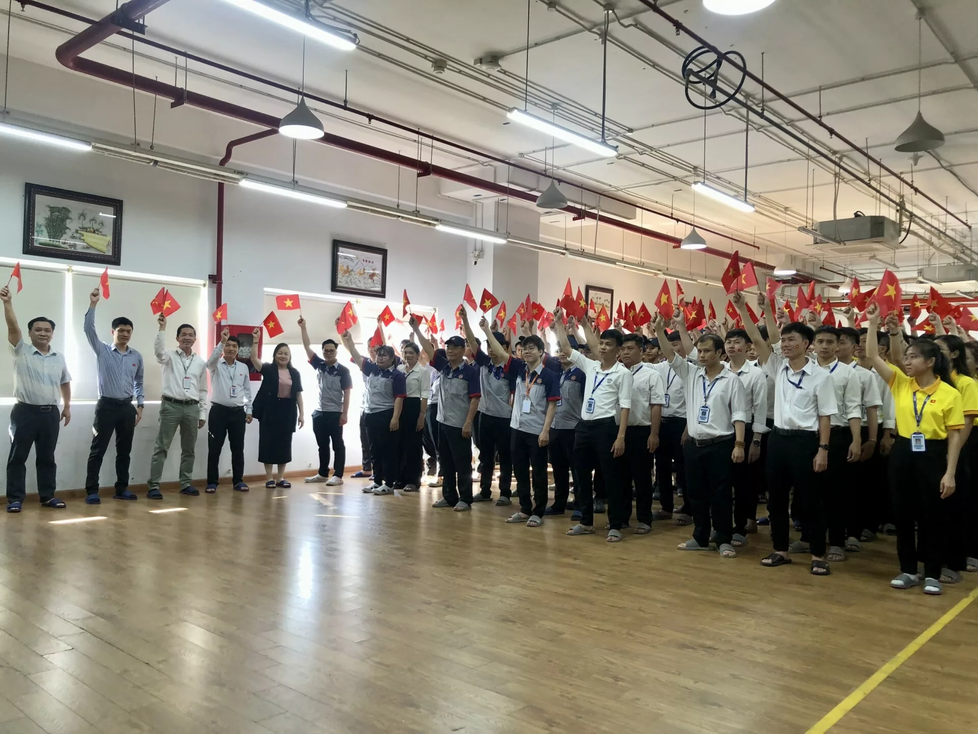 Kỷ niệm 50 năm giải phóng miền nam thống nhất đất nước tại IDEA